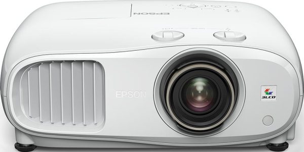 ویدئو پروژکتور Epson EH-TW7100، نمای دستگاه